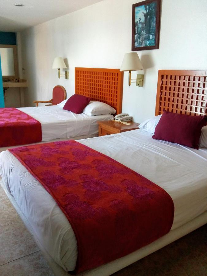 Hotel Gandhi Chetumal Dış mekan fotoğraf