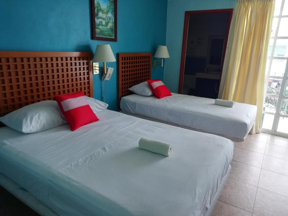 Hotel Gandhi Chetumal Dış mekan fotoğraf